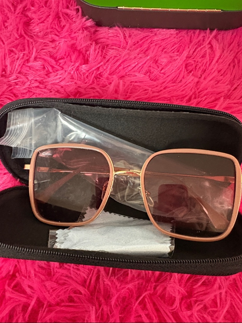 Source Unknown Rose Pink Oversized Square Sunglasses